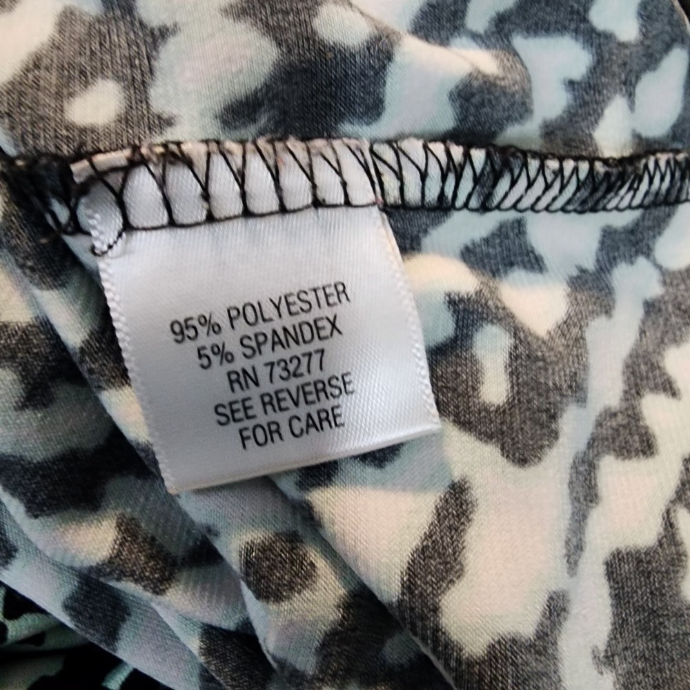 DANA BUCHMAN Size Small‎ Pleated Animal Print Blue Accent Business Work Blouse - Picture 9 of 10